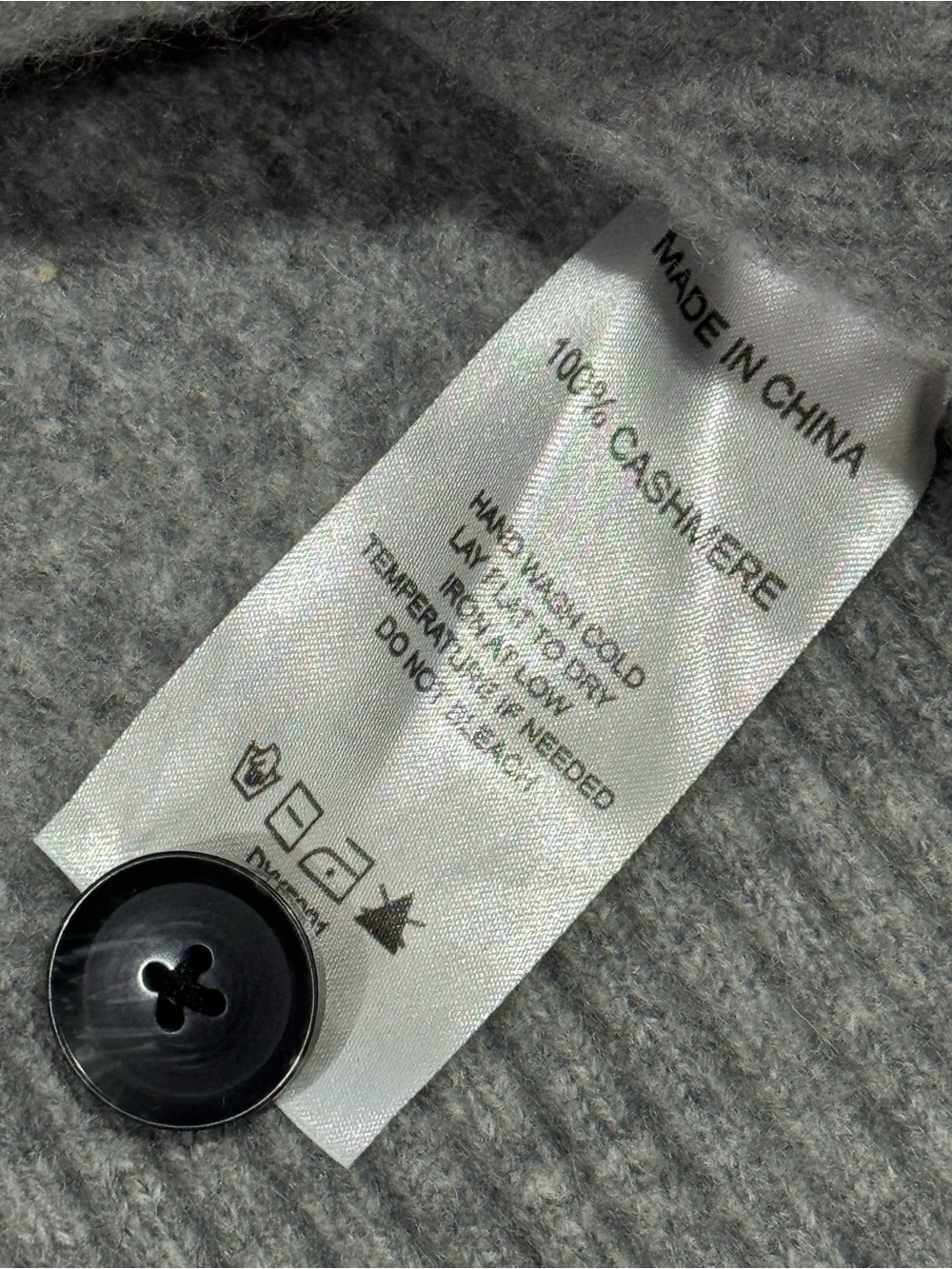 Soft Ribbed Button-Front Knit Vest - Gray - Picture 4 of 9